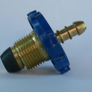 Bullnose to hosetail connector
